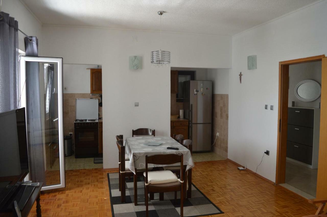 Anna Apartment Марина Экстерьер фото