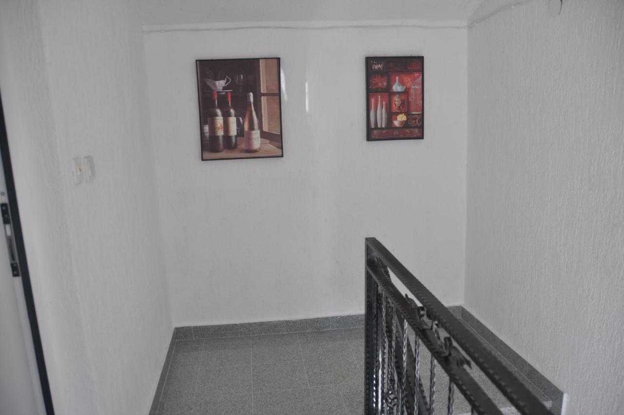 Anna Apartment Марина Экстерьер фото